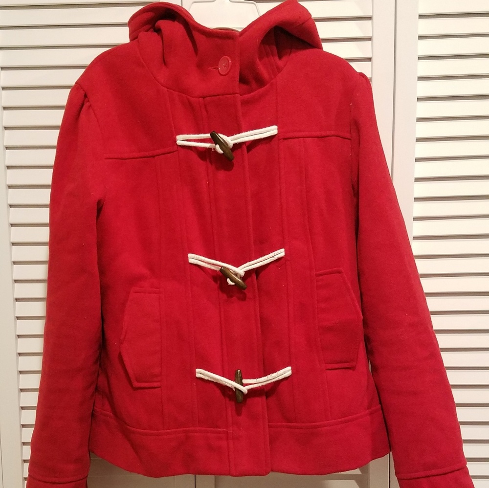 Peacoat with toggles and thinsulate lining